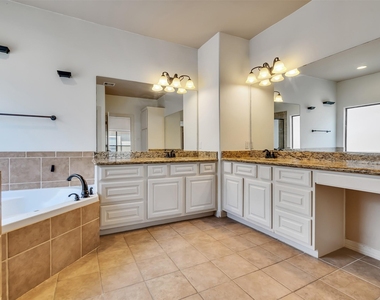 2540 Prospect Street - Photo Thumbnail 25