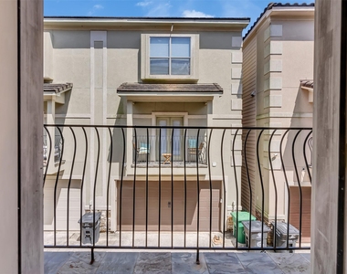 2540 Prospect Street - Photo Thumbnail 12