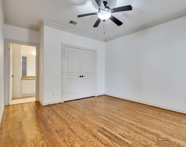 2540 Prospect Street - Photo Thumbnail 5