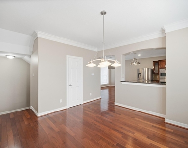 1316 Cleburne Street - Photo Thumbnail 8