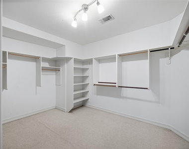 1316 Cleburne Street - Photo Thumbnail 20