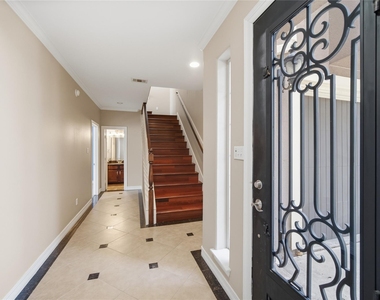 1316 Cleburne Street - Photo Thumbnail 1