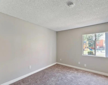 2600 S Azusa Ave - Photo Thumbnail 19