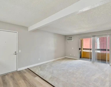 2600 S Azusa Ave - Photo Thumbnail 10