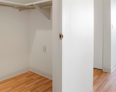 1055 Adams Circle - Photo Thumbnail 4