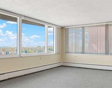 1055 Adams Circle - Photo Thumbnail 1