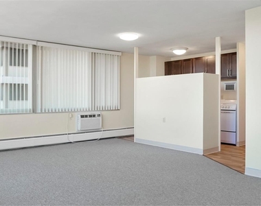 1055 Adams Circle - Photo Thumbnail 2