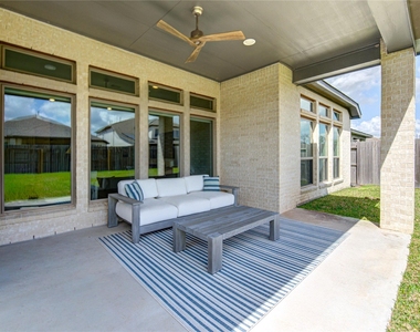 1930 Creekwood Cove - Photo Thumbnail 38