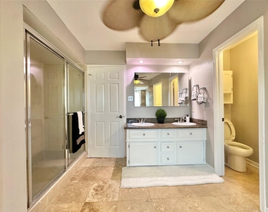 2514 Nantucket Drive - Photo Thumbnail 16
