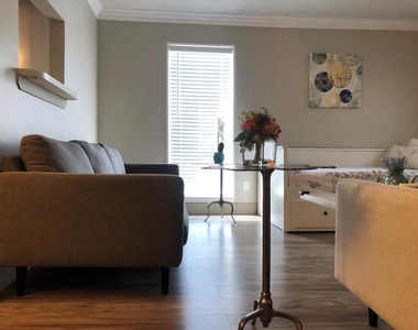 6402 Del Monte Drive - Photo Thumbnail 7