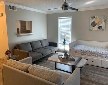 6402 Del Monte Drive - Photo Thumbnail 2