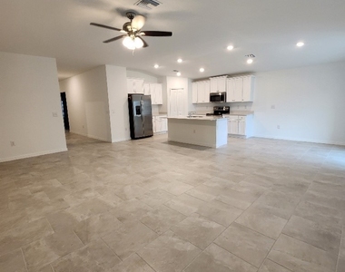 13944 Buckingham Oak Drive - Photo Thumbnail 5