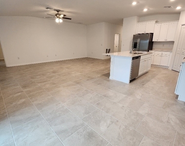 13944 Buckingham Oak Drive - Photo Thumbnail 3