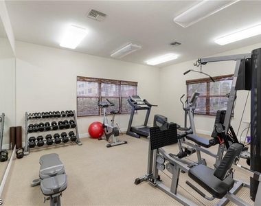 11021 Gulf Reflections Drive - Photo Thumbnail 33