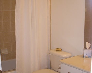 11021 Gulf Reflections Drive - Photo Thumbnail 15