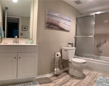 7400 College Parkway - Photo Thumbnail 12