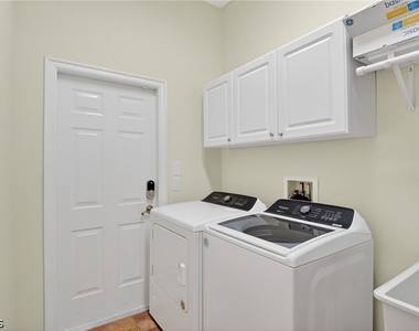 11801 Pine Timber Lane - Photo Thumbnail 37