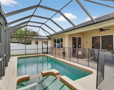 11801 Pine Timber Lane - Photo Thumbnail 2