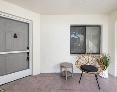 565 Beachwalk Circle - Photo Thumbnail 17