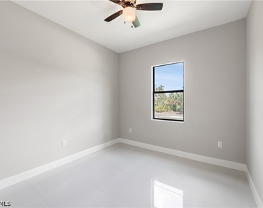 2903 37th Street W - Photo Thumbnail 15