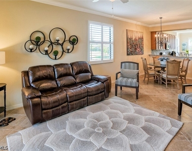 9719 Acqua Court - Photo Thumbnail 4