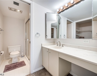 1645 Spoonbill Ln - Photo Thumbnail 8