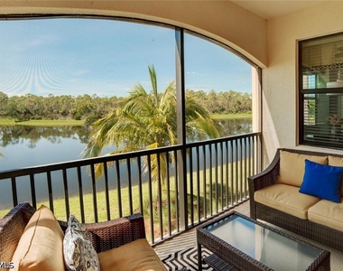 9731 Acqua Court - Photo Thumbnail 17