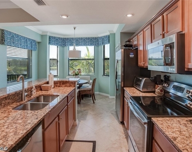 9731 Acqua Court - Photo Thumbnail 5