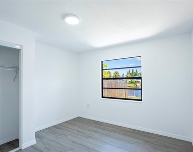 14820 Atlantic Avenue - Photo Thumbnail 8