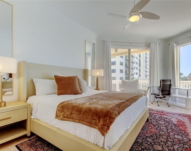 1200 Gulf Boulevard - Photo Thumbnail 32