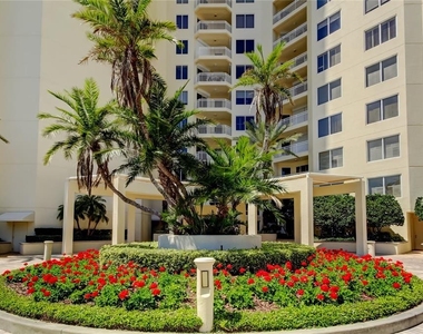 1200 Gulf Boulevard - Photo Thumbnail 2