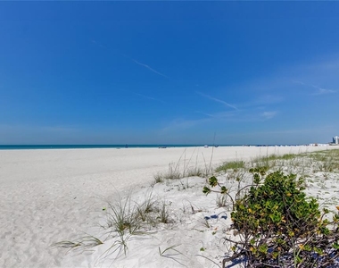 1200 Gulf Boulevard - Photo Thumbnail 4