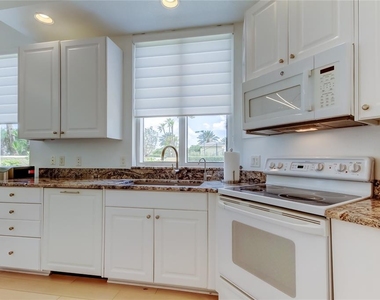 1200 Gulf Boulevard - Photo Thumbnail 22