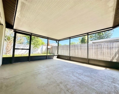 9099 108th Avenue - Photo Thumbnail 20