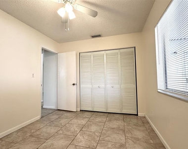 9099 108th Avenue - Photo Thumbnail 10