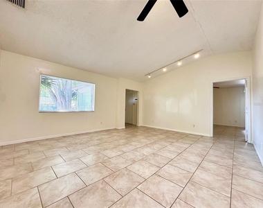 9099 108th Avenue - Photo Thumbnail 18