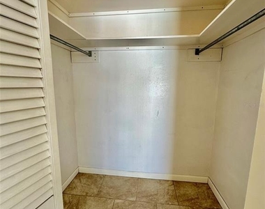 9099 108th Avenue - Photo Thumbnail 17