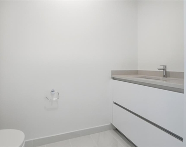 400 Central Avenue - Photo Thumbnail 37