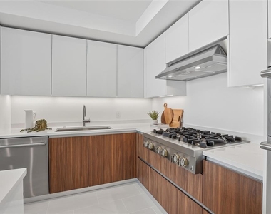 400 Central Avenue - Photo Thumbnail 9
