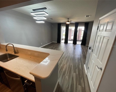 10212 Westpark Preserve Boulevard - Photo Thumbnail 2
