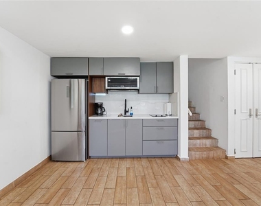 83 Beach Village Dr - Photo Thumbnail 2