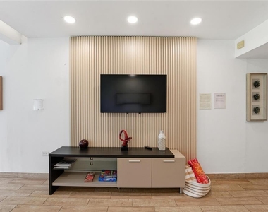 83 Beach Village Dr - Photo Thumbnail 7