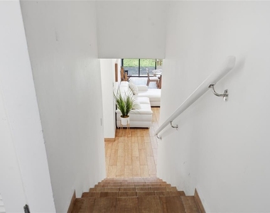 83 Beach Village Dr - Photo Thumbnail 13