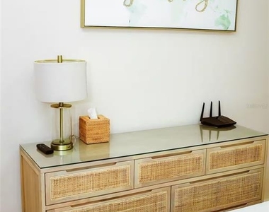 180 Palmas Drive - Photo Thumbnail 9