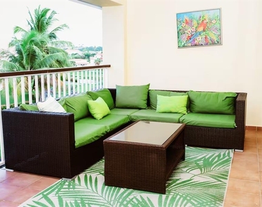 180 Palmas Drive - Photo Thumbnail 16