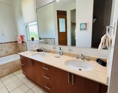 75 Ocean Drive - Photo Thumbnail 10