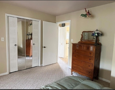 305 Se 10th Avenue - Photo Thumbnail 15