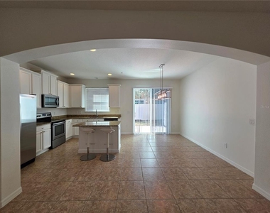 9464 Tawnyberry Street - Photo Thumbnail 4