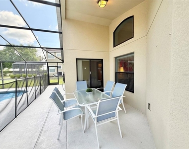 2136 Victoria Drive - Photo Thumbnail 27