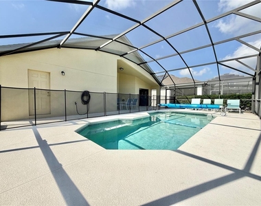 2136 Victoria Drive - Photo Thumbnail 24